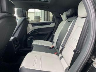 Porsche Cayenne S E-Hybrid Coupe CHRONO/PANO/HUD/360 picture 14