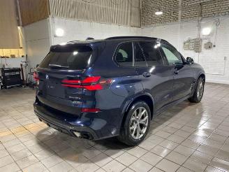 damaged passenger cars BMW X5 xDrive40d M Sport Pro PANO/HUD/AHK/360/H&K 2025/9