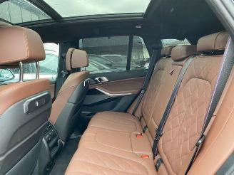 BMW X5 xDrive50e M Sport Pro PANO/HUD/AHK/360/H&K picture 16