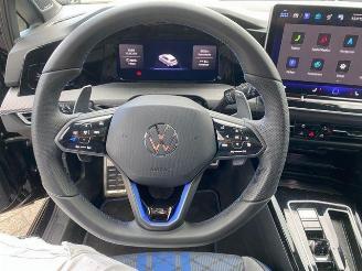 Volkswagen Golf R 4Motion PANO/KAM/H&K picture 20
