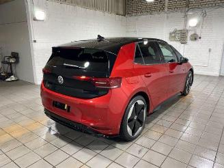 krockskadad bil auto Volkswagen ID.3 GTX 210 kW PANO/KAM/NAVI 2025/2
