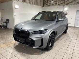 skadebil auto BMW X5 xDrive40d M Sport Pro PANO/HUD/360/AHK/H&K 2024/7