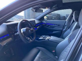 BMW i5 M60 xDrive HUD/PANO/B&W/360/NAVI picture 12