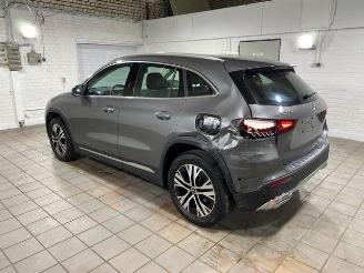 Mercedes GLA 250e Progressive 360/NAVI picture 3