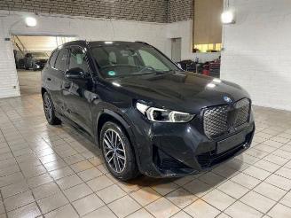 Vaurioauto  passenger cars BMW iX1 eDrive20 M Sport KAM/NAVI 2024/7