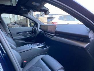 BMW i5 eDrive40 Touring M Sport Pro HUD/PANO/H&K picture 18