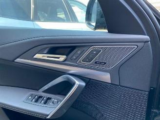 BMW iX1 eDrive20 M Sport KAM/H&K picture 19