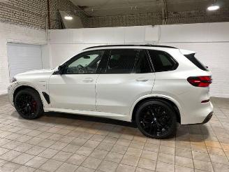 BMW X5 xDrive50e M Sport Pro PANO/HUD/AHK/H&K/360 picture 3