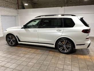 BMW X7 xDrive40i M Sport Pro 7-sitz. PANO/HUD/AHK/HK picture 4