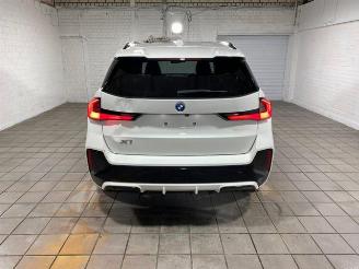 BMW iX1 xDrive30 M Sport Pro HUD/PANO/360/AHK/H&K picture 6