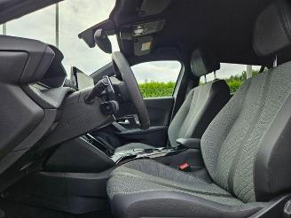 Peugeot 2008  picture 13