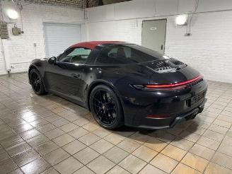 Porsche 911 Targa 4 GTS T-Hybrid KERAMIK/LIFT/360/BOSE picture 3