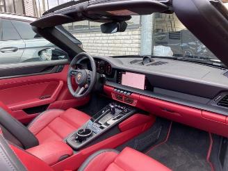 Porsche 911 Targa 4 GTS T-Hybrid KERAMIK/LIFT/360/BOSE picture 18