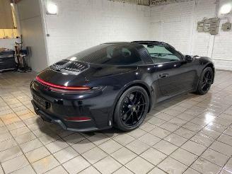 Porsche 911 Targa 4 GTS T-Hybrid KERAMIK/LIFT/360/BOSE picture 9