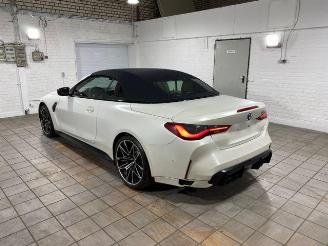 krockskadad bil auto BMW M4 Competition M xDrive Cabrio Individual HUD/HK 2023/2