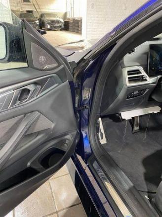 BMW M4 Competition Coupe SCHALENSITZE/HUD/360/H&K picture 15