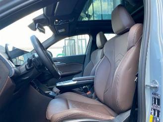BMW iX2 eDrive20 M Sport PANO/HUD/360/H&K/NAVI picture 14