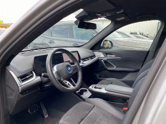 BMW iX1 eDrive20 M Sport HUD/360/H&K/NAVI picture 13