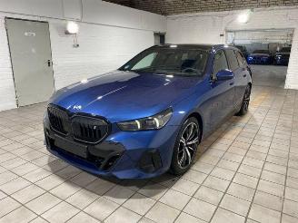 damaged passenger cars BMW i5 xDrive40 Touring M Sport Pro PANO/HUD/360/B&W 2025/10