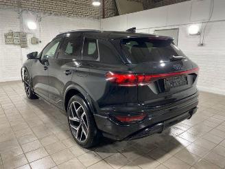 Voiture accidenté Audi SQ6 e-tron HUD/360/AHK/B&O/NAVI 2024/9