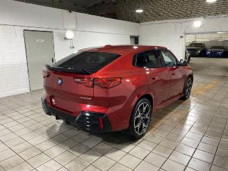 skadebil auto BMW iX2 xDrive30 M Sport Pro HUD/AHK/360/H&K/NAVI 2023/11