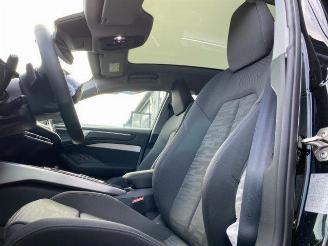 Audi A6 avant 2.0 TDI quattro PANO/360/AHK/NAVI picture 15