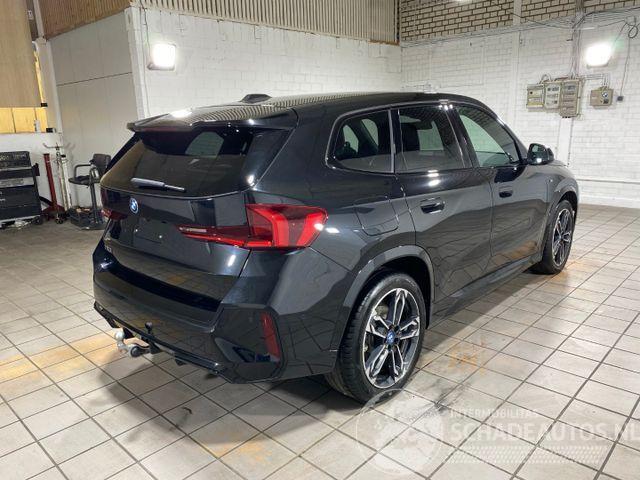 BMW iX1 eDrive20 M Sport AHK/KAM/NAVI