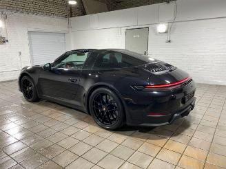 Porsche 911 Targa 4 GTS T-Hybrid PCCB/LIFT/NACHTSICHT picture 3