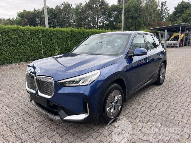 BMW iX1 eDrive20 AHK/KAM/NAVI