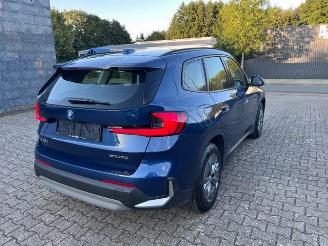 uszkodzony samochody osobowe BMW iX1 eDrive20 KAM/NAVI 2025/7