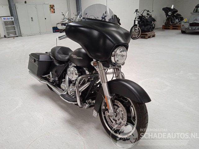 Harley-Davidson Street Glide FLHX