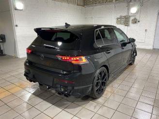 damaged passenger cars Volkswagen Golf R 4Motion Black Edition PANO/H&K/KAM 2025/6