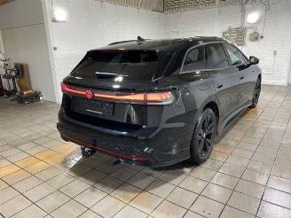 Voiture accidenté Volkswagen ID.7 Tourer GTX 4Motion HUD/AHK/360/NAVI/H&K 2026/1