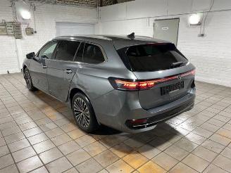 Volkswagen Passat Variant 1.5 TSI e-Hybrid Elegance AHK/360 picture 10