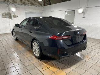 Voiture accidenté BMW 5-serie d M Sport HUD/H&K 2025/12
