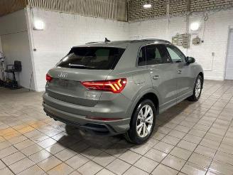 skadebil auto Audi Q3 35 TDI S line KAM/NAVI 2025/8
