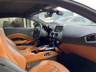 Aston Martin Vantage V8 Coupe 360/NAVI picture 18