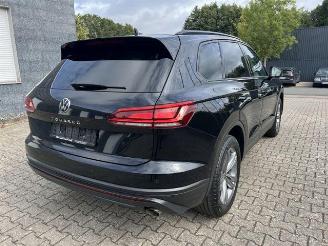 skadebil auto Volkswagen Touareg 3.0 TDI 4Motion PANO/HUD/KAM/NAVI 2022/12