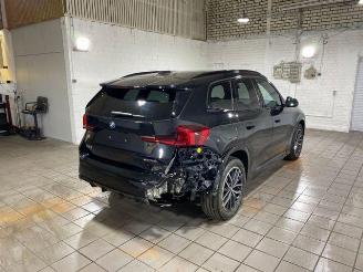 BMW iX1 eDrive20 M Sport KAM/H&K picture 7