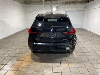 BMW iX1 eDrive20 M Sport KAM/H&K picture 6
