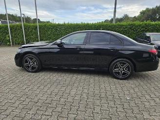Mercedes E-klasse 300d AMG Lin BURMSTR/KAM/NAVI picture 3