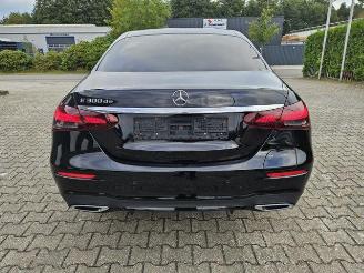 Mercedes E-klasse 300d AMG Lin BURMSTR/KAM/NAVI picture 12