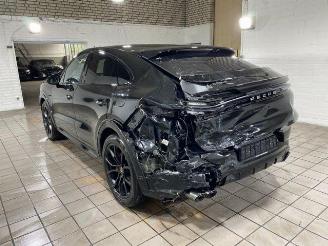 Porsche Cayenne S E-Hybrid Coupe CHRONO/PANO/HUD/AHK/360 picture 6