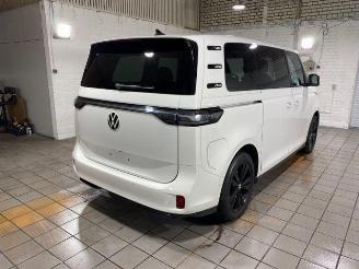 krockskadad bil auto Volkswagen ID.Buzz Pro KAM/NAVI 2024/2