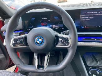 BMW i5 eDrive40 Touring M Sport Pro PANO/HUD/360/AHK picture 20