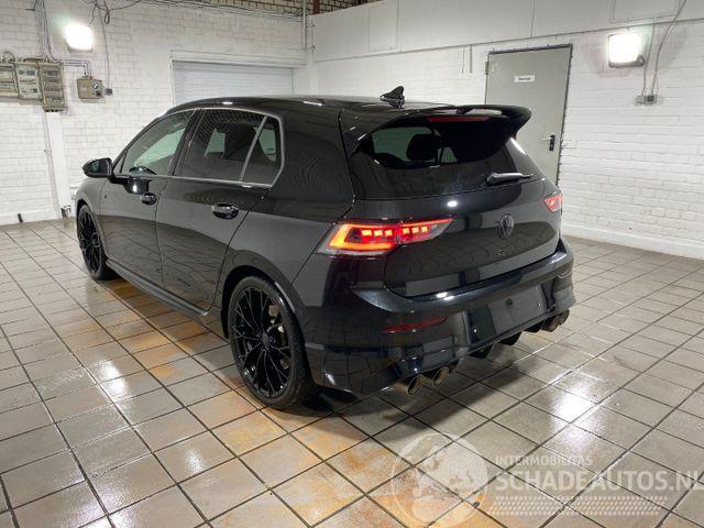 Volkswagen Golf R 4Motion Black Edition AKRAPOVIC/360/H&K
