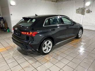 Audi A3 40 TFSIe S line PANO/KAM/NAVI picture 2