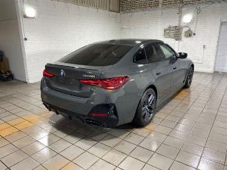 Voiture accidenté BMW M4 40i xDrive Gran Coupe M Sport PANO/HUD/360/H&K 2025/9
