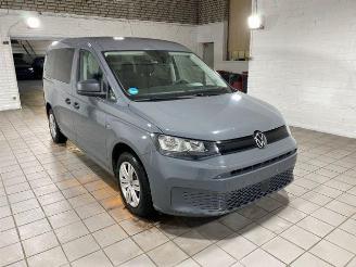 skadebil auto Volkswagen Caddy maxi Kombi 2.0 TDI 2025/1