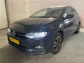 Vaurioauto  passenger cars Volkswagen Polo United 116 PK Acc Stoelver Blind spot Led 2020/12